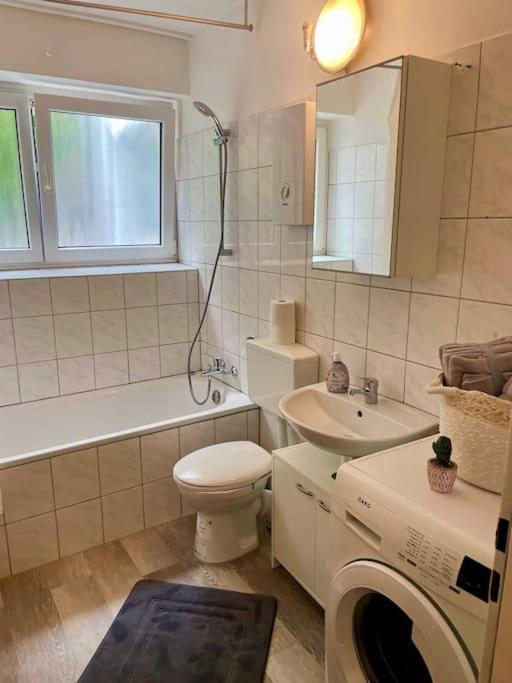 4-6 Personen Wohnung In Zentrum Koeln Exterior foto